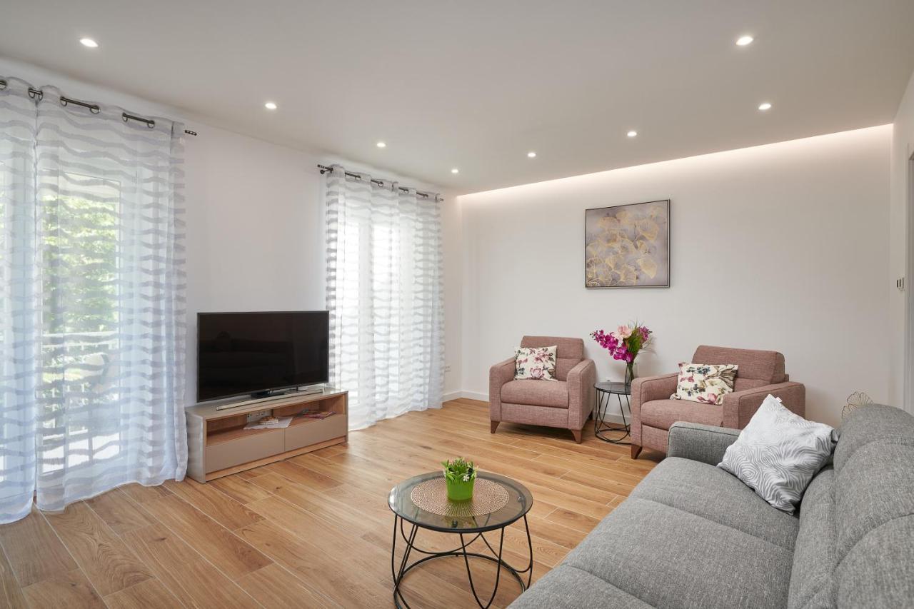 Newly Renovated Apt. Near To Entrance To Old Town Dubrovnik Exterior foto